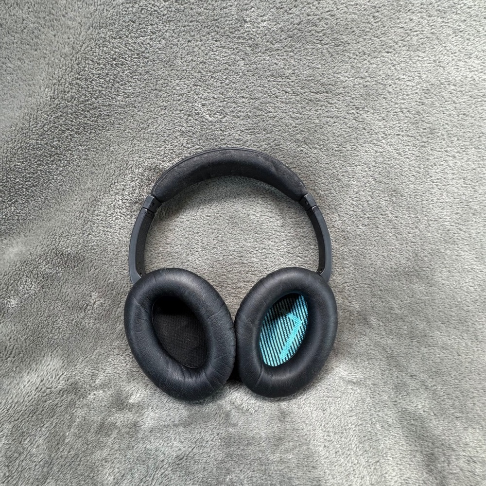 Bose‎ QuietComfort 15 Noise Cancelling Headphones Silver/Black QC15 - Picture 3 of 7